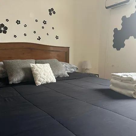 Stazione Centrale - Black Apartment